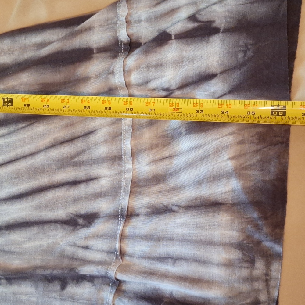 Vocal Taupe Tie-Dye Short Sleeve Tunic Dress with Silver Embellished Wing Motif - Picture 6 of 7